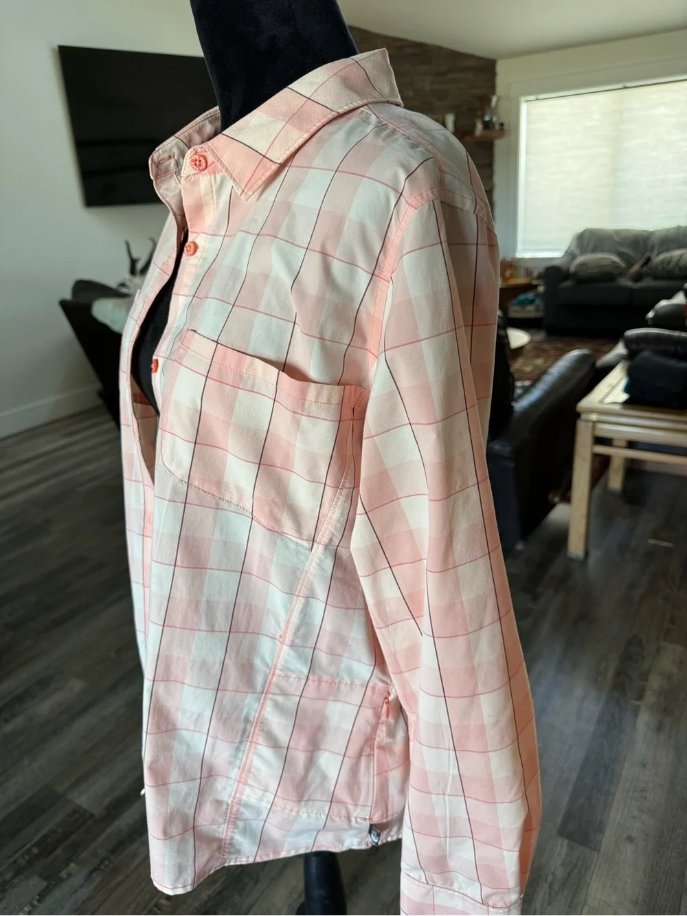 Women’s NORTH FACE Button-Up Sun Protection Shirt - Picture 3 of 4